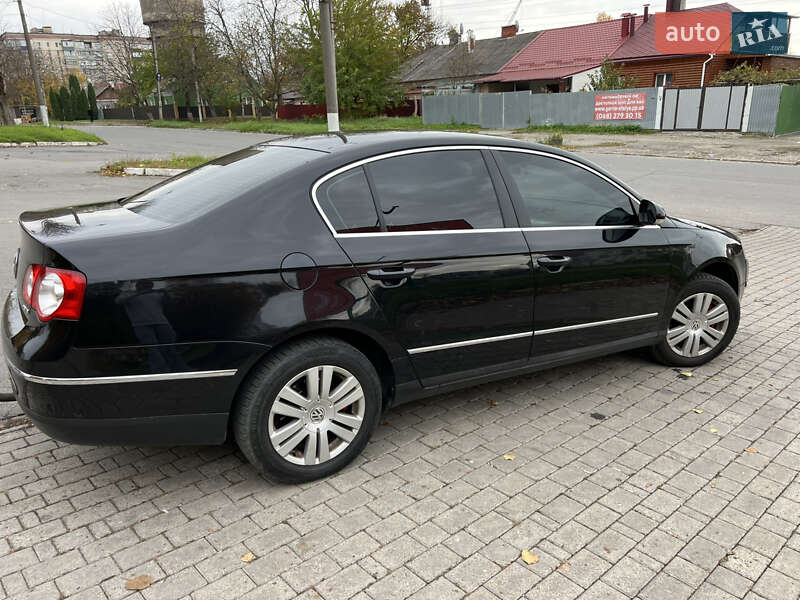 Седан Volkswagen Passat 2006 в Кам'янець-Подільському