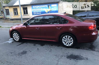 Седан Volkswagen Passat 2014 в Черкассах