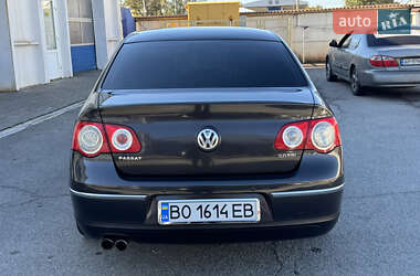 Седан Volkswagen Passat 2005 в Запорожье