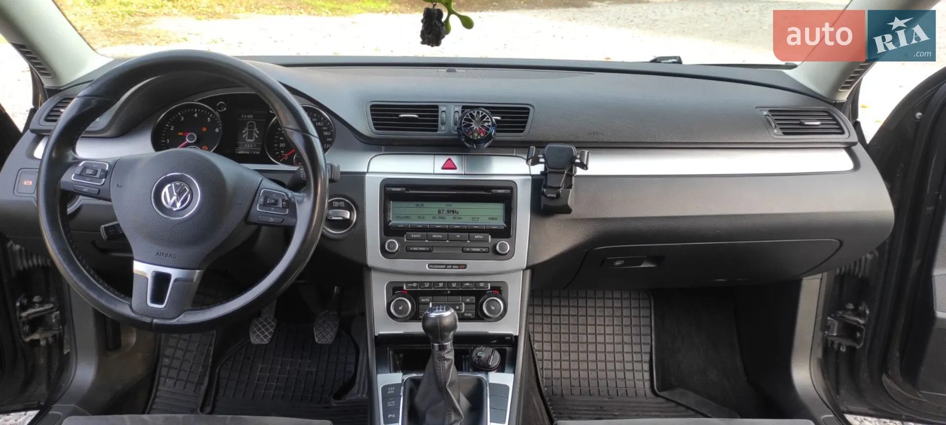 2010 Volkswagen Passat - мініатюра 5