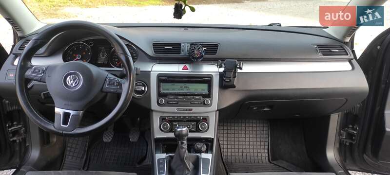 Універсал Volkswagen Passat 2010 в Вінниці