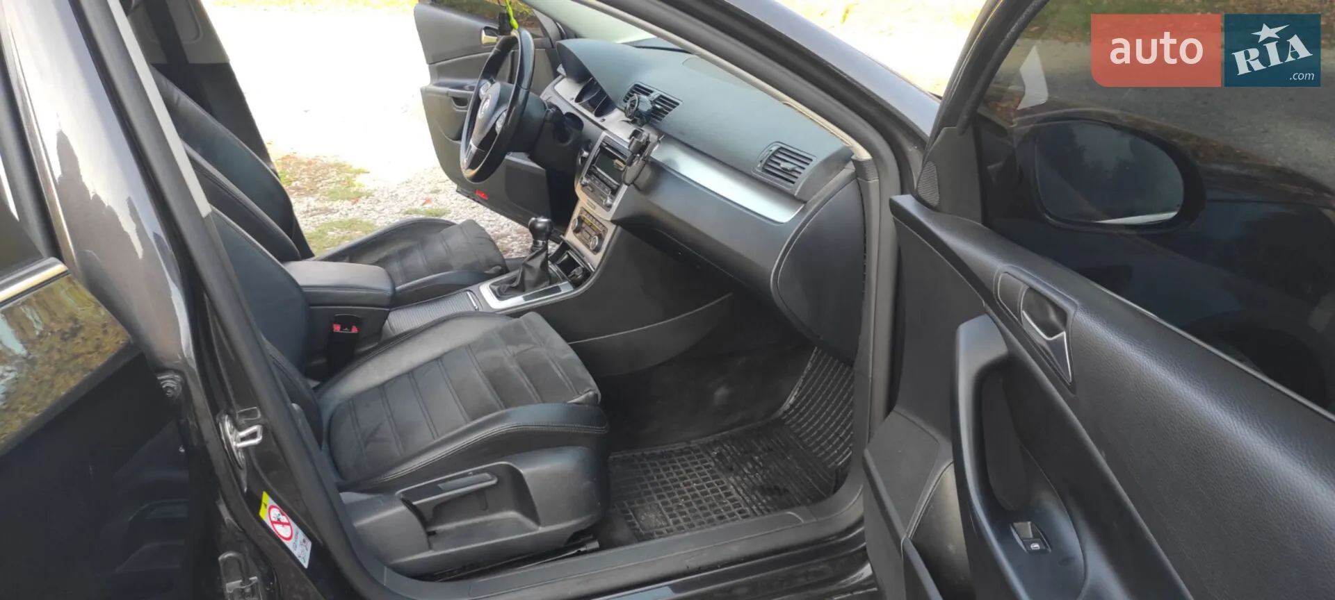 2010 Volkswagen Passat - мініатюра 10