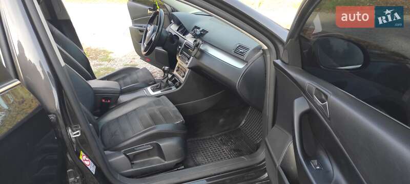 Універсал Volkswagen Passat 2010 в Вінниці