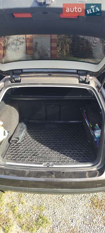 Універсал Volkswagen Passat 2010 в Вінниці