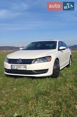 Седан Volkswagen Passat 2011 в Львові