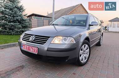 Універсал Volkswagen Passat 2005 в Сарнах