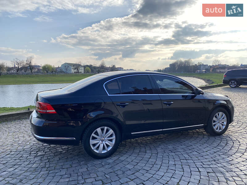 Седан Volkswagen Passat 2014 в Мукачево