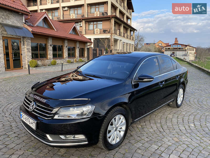 Седан Volkswagen Passat 2014 в Мукачево