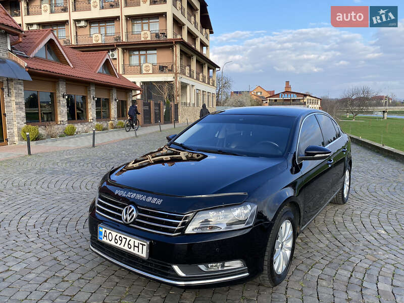 Седан Volkswagen Passat 2014 в Мукачево