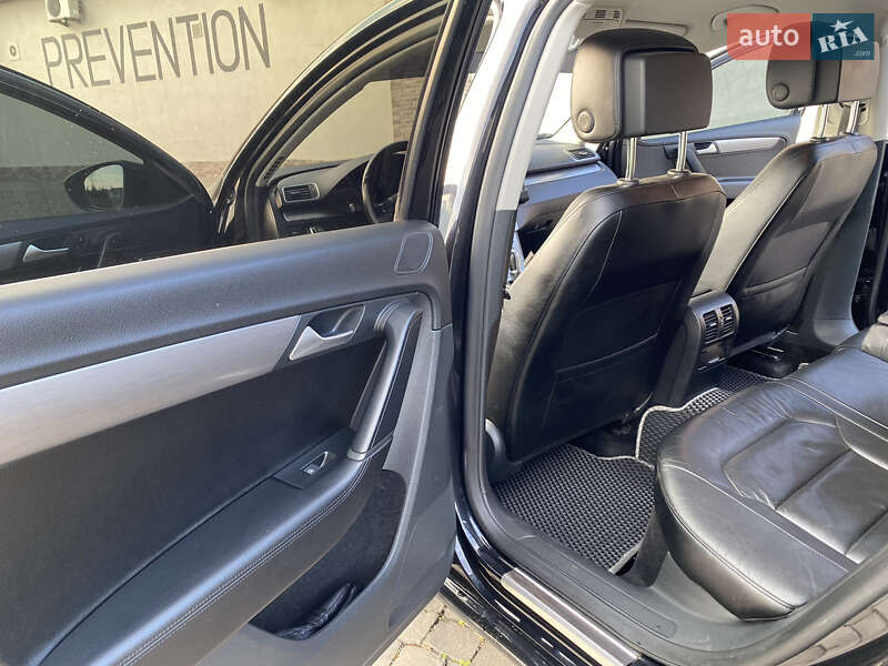 Седан Volkswagen Passat 2014 в Мукачево