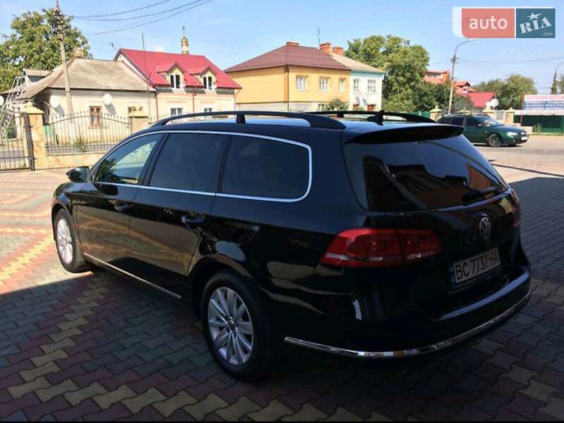 Универсал Volkswagen Passat 2012 в Стрые