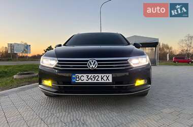 Універсал Volkswagen Passat 2014 в Самборі