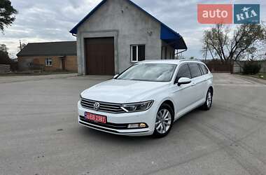 Универсал Volkswagen Passat 2015 в Радивилове