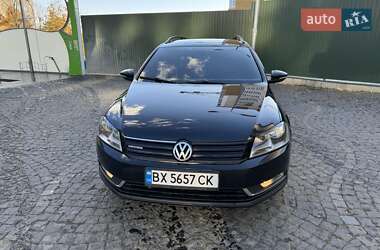 Універсал Volkswagen Passat 2012 в Хмельницькому
