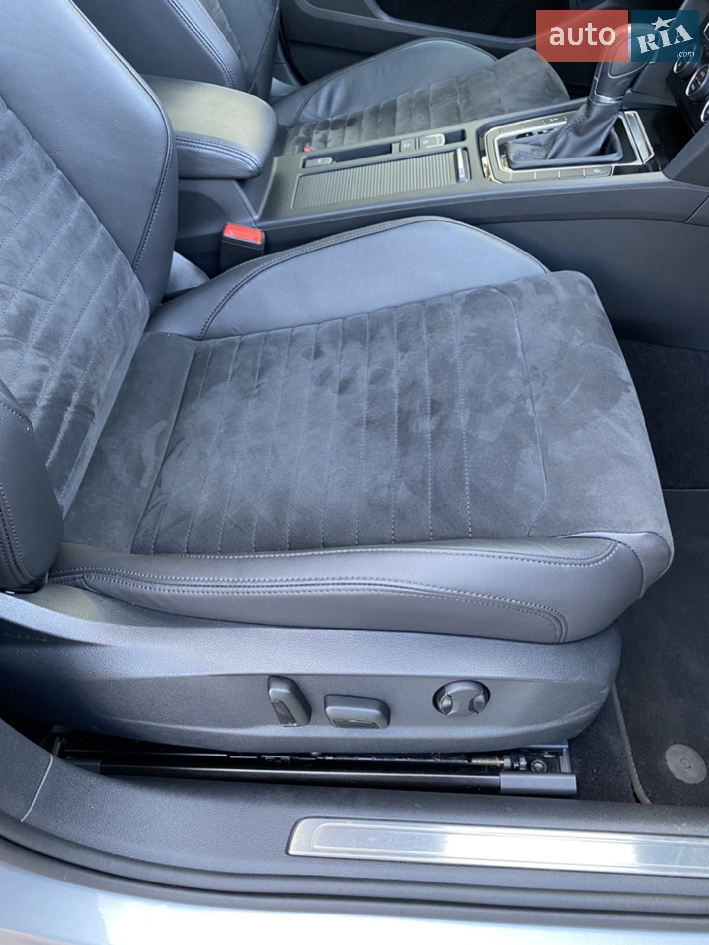 2019 Volkswagen Passat - мініатюра 23