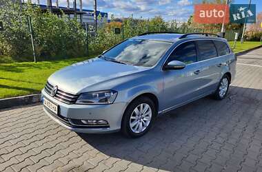 Универсал Volkswagen Passat 2013 в Вишневом