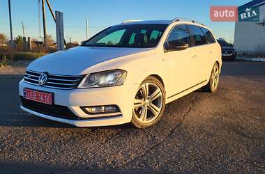 Універсал Volkswagen Passat 2012 в 