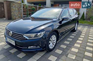 Універсал Volkswagen Passat 2017 в Львові