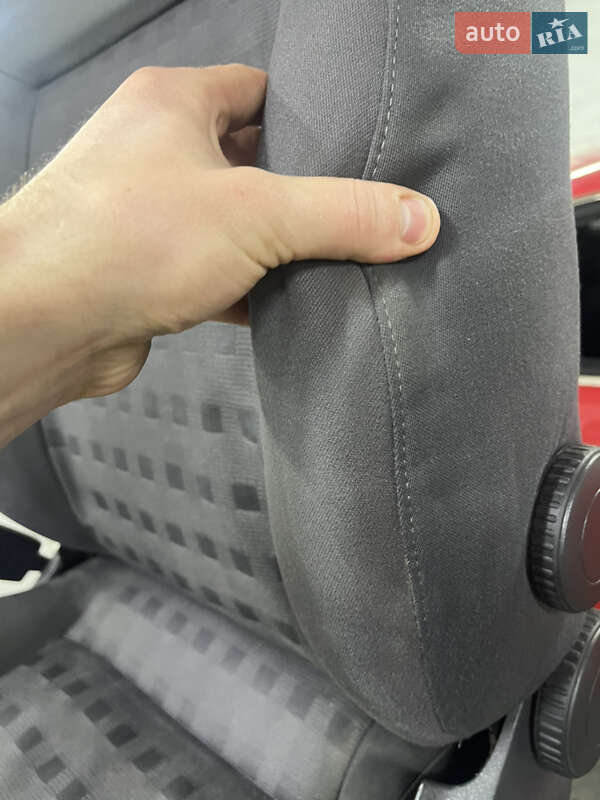 Универсал Volkswagen Passat 2004 в Черновцах