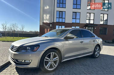 Седан Volkswagen Passat 2012 в Павлограде