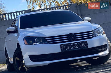 Седан Volkswagen Passat 2014 в Днепре