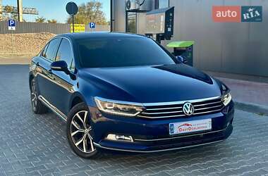 Седан Volkswagen Passat 2018 в Одесі