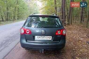 Универсал Volkswagen Passat 2009 в Житомире