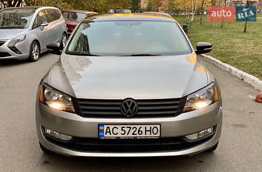 Седан Volkswagen Passat 2014 в Києві