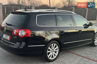 Универсал Volkswagen Passat 2010 в Староконстантинове