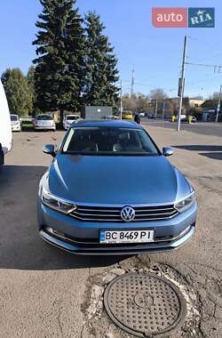 Універсал Volkswagen Passat 2016 в Львові