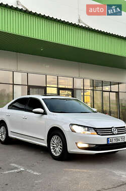 Седан Volkswagen Passat 2011 в Києві