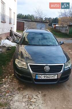 Універсал Volkswagen Passat 2010 в Стебнику