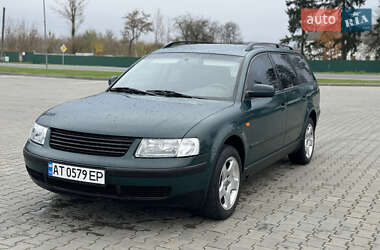 Універсал Volkswagen Passat 1998 в Коломиї