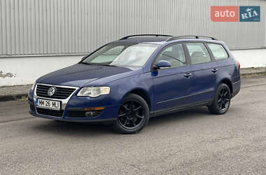 Универсал Volkswagen Passat 2006 в Хусте