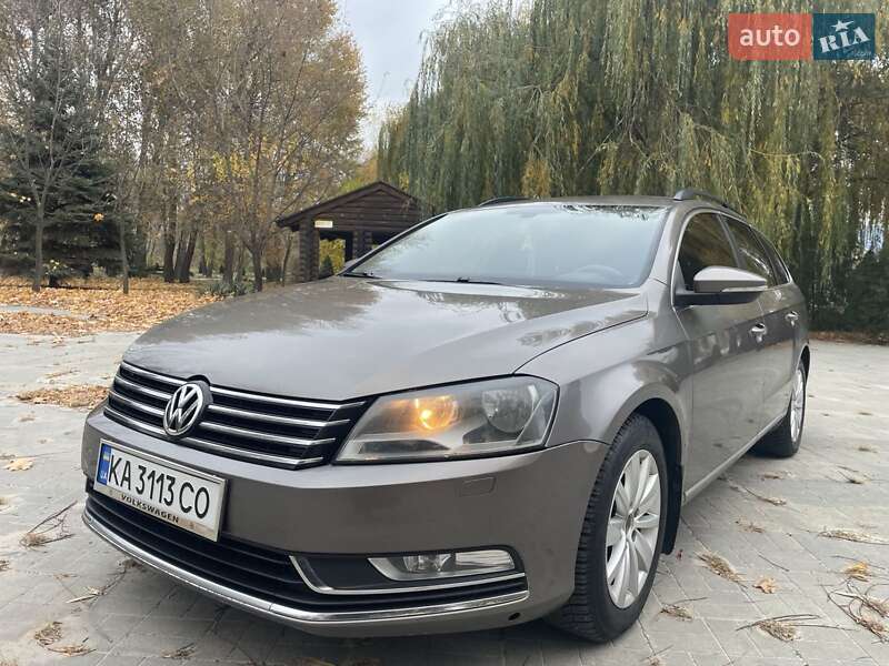 Универсал Volkswagen Passat 2011 в Николаеве