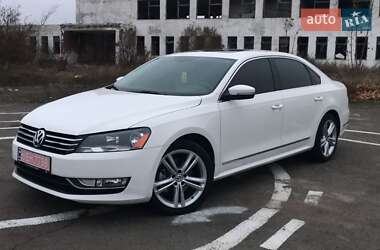 Седан Volkswagen Passat 2013 в Сарнах