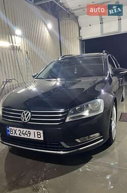 Універсал Volkswagen Passat 2012 в Шепетівці