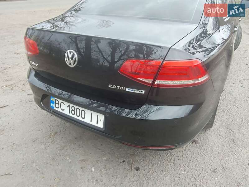 Седан Volkswagen Passat 2016 в Шептицькому