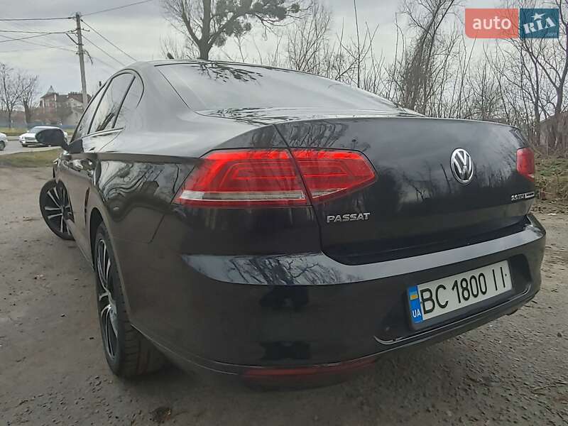 Седан Volkswagen Passat 2016 в Шептицькому