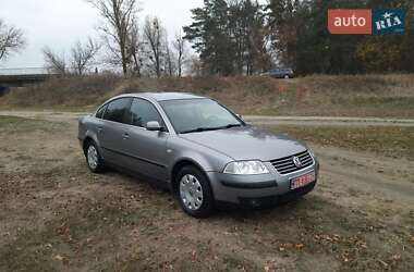 Седан Volkswagen Passat 2003 в Шишаках