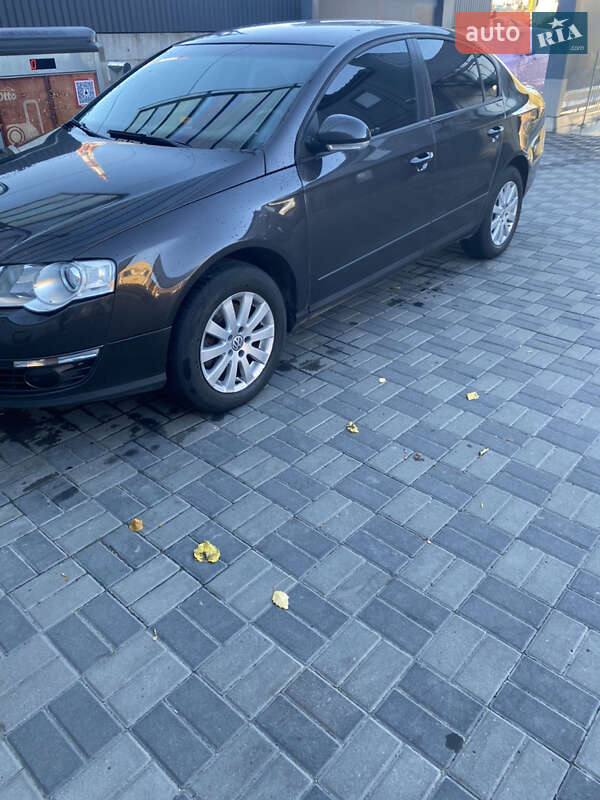 Седан Volkswagen Passat 2007 в Городку фото 3 Седан Volkswagen Passat 2007 в Городку