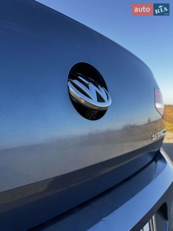 Седан Volkswagen Passat 2014 в Рівному