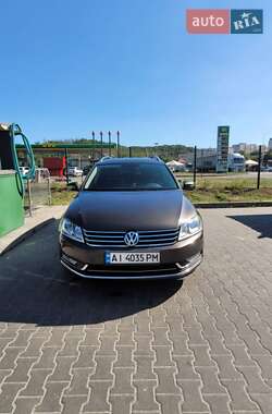 Універсал Volkswagen Passat 2012 в Києві