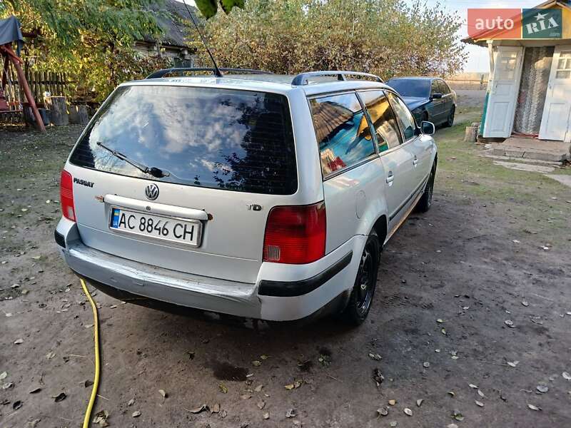 Універсал Volkswagen Passat 2000 в Турійську