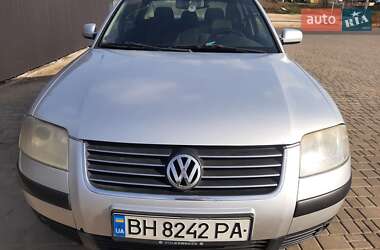 Седан Volkswagen Passat 2001 в Одессе