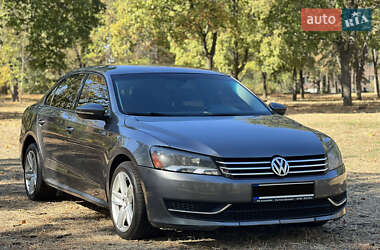 Седан Volkswagen Passat 2011 в Кропивницькому