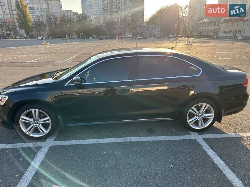 Седан Volkswagen Passat 2015 в Києві