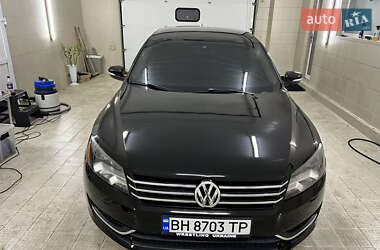 Седан Volkswagen Passat 2013 в Одесі