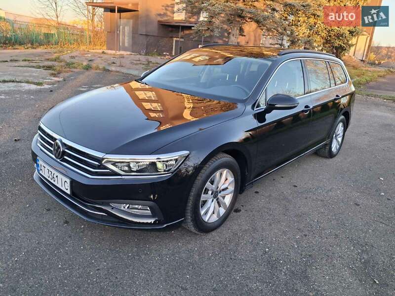 Универсал Volkswagen Passat 2020 в Калуше