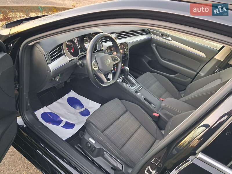 Универсал Volkswagen Passat 2020 в Калуше